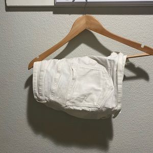 Cute mom shorts midrise, a little big on me